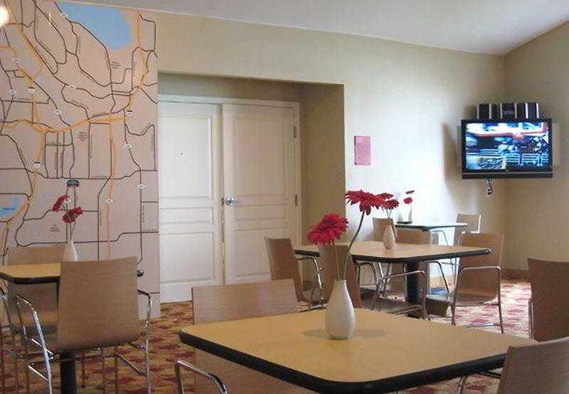 Towneplace Suites By Marriott Seattle Everett/Mukilteo Restoran fotoğraf